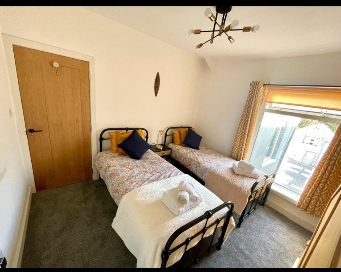 The South Valley Home Нийт Екстериор снимка
